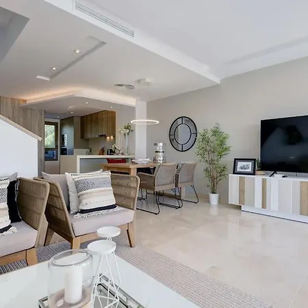 007 Modern 3 Bed Frontline Golf Townhouse In La Cala Golf With Mountain Views Malaga