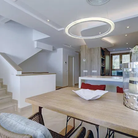007 Modern 3 Bed Frontline Golf Townhouse In La Cala Golf With Mountain Views *